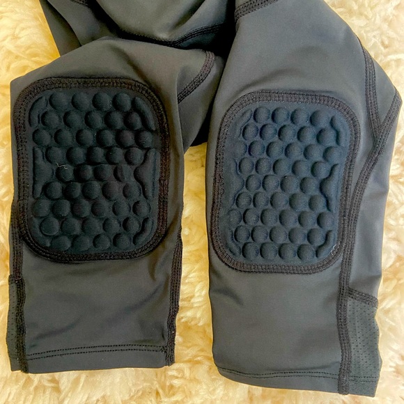 Padded knee basketball leggings - Picture 3 of 5